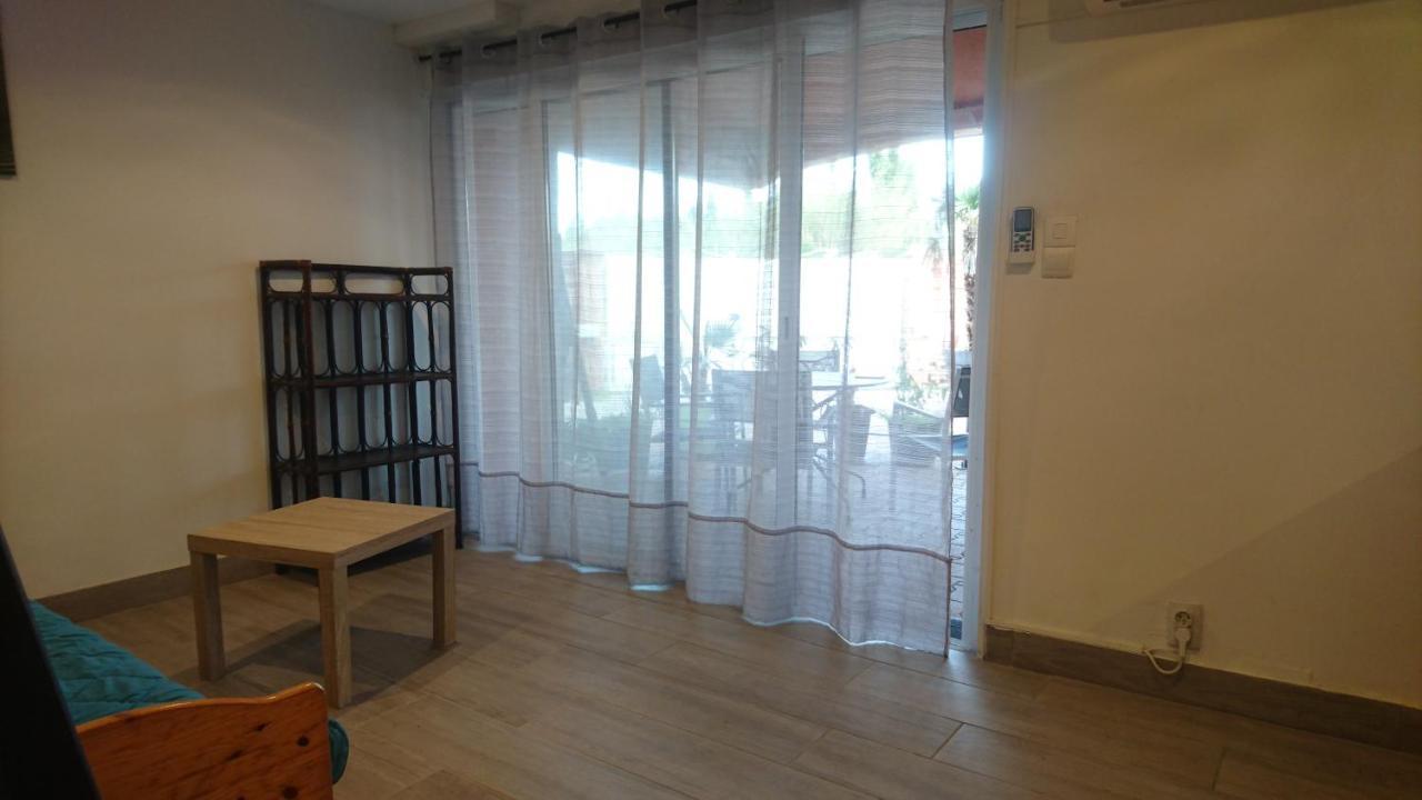 Appartements Dans Residence Avec Piscine - Mer A 500M Sainte-Marie-la-Mer Bagian luar foto